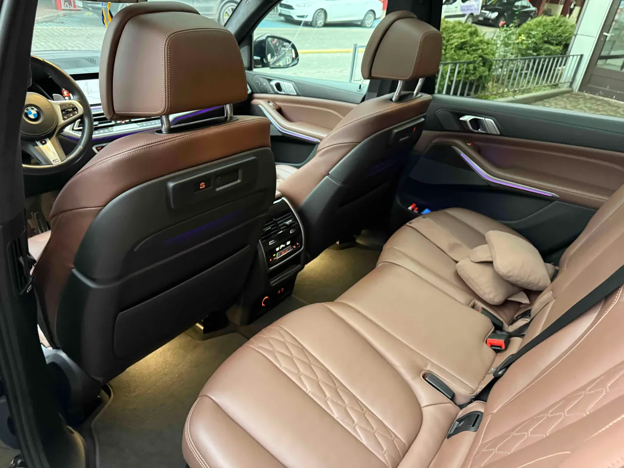 BMW X7 - фото 45