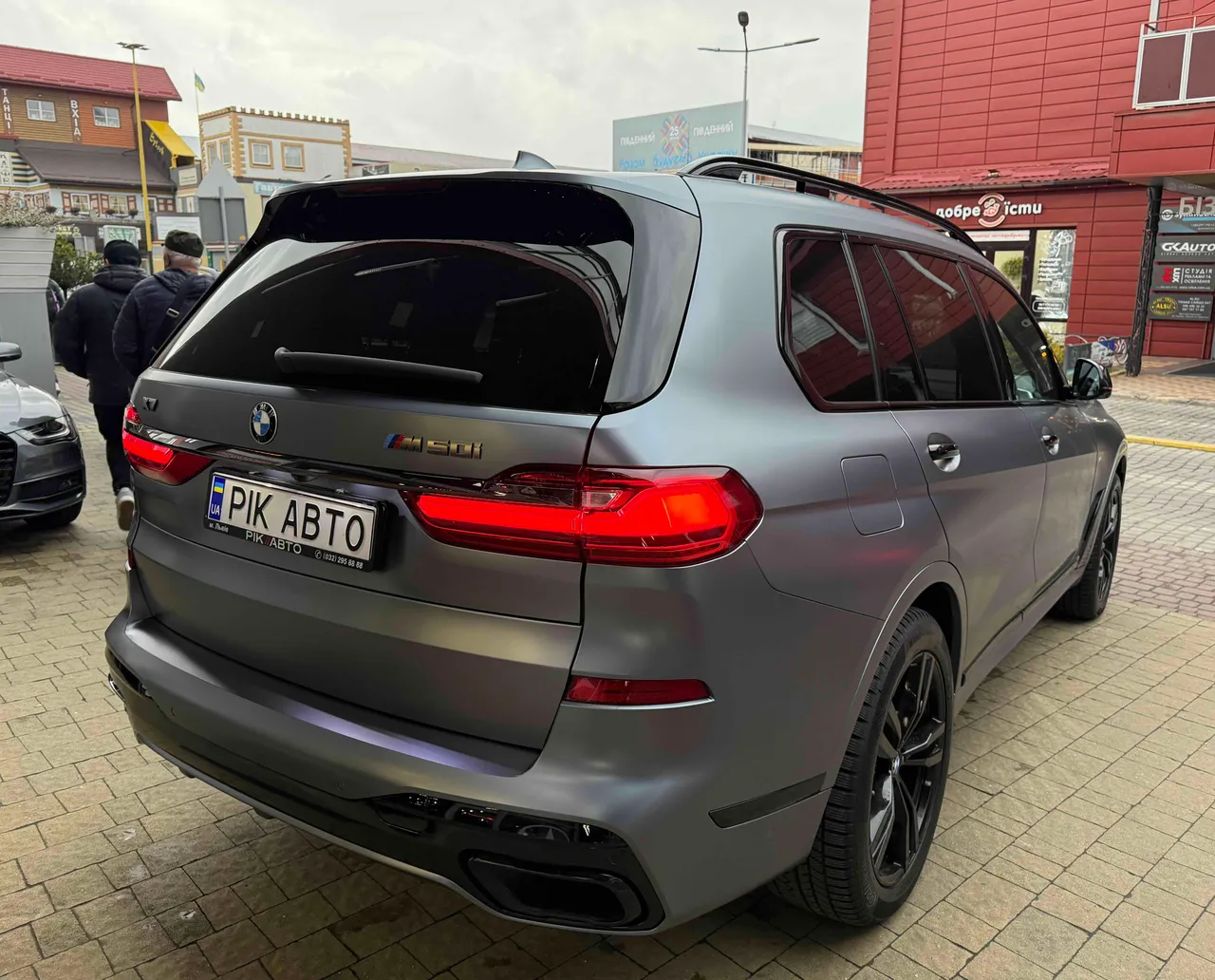 BMW X7 - фото 8