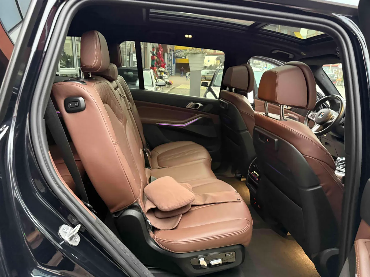 BMW X7 - фото 59