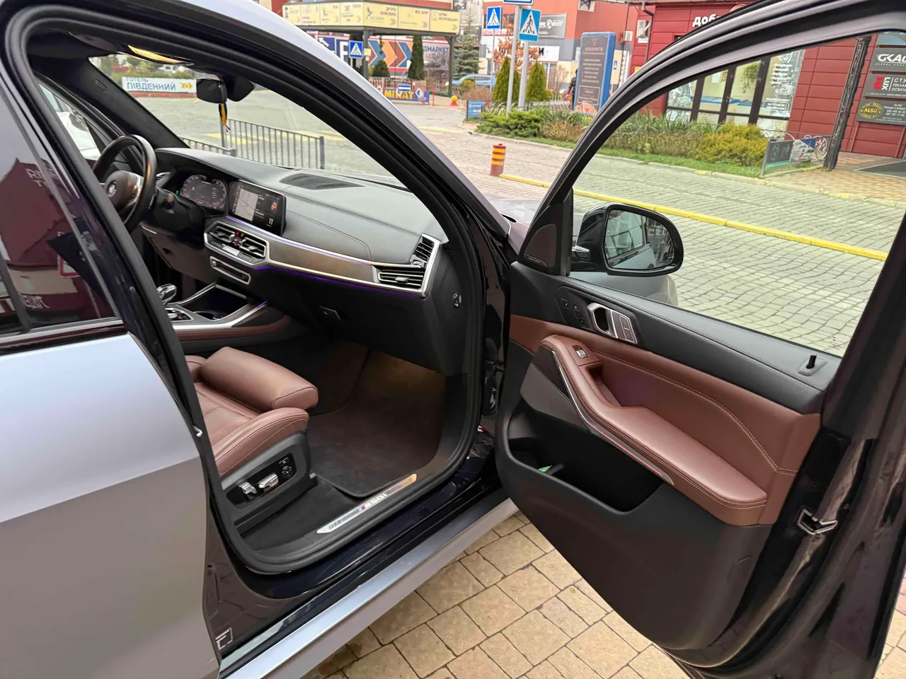 BMW X7 - фото 60