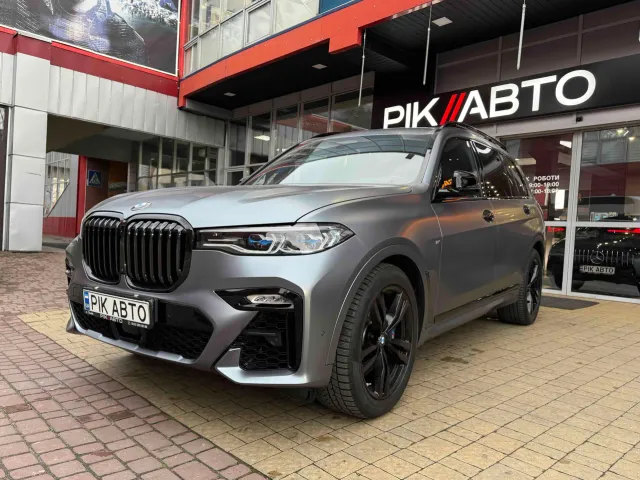 BMW X7 - фото 2