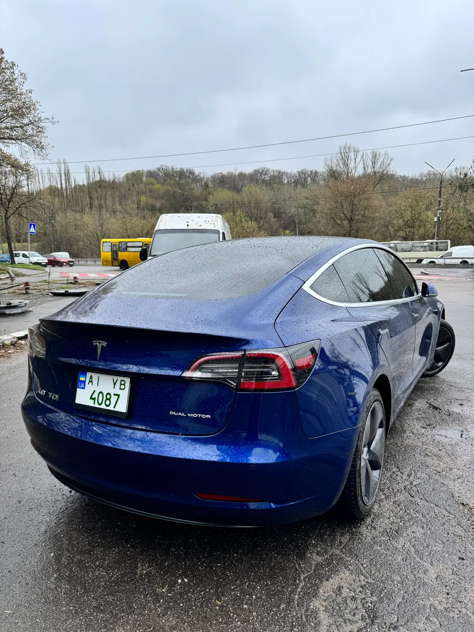Tesla Model 3 - фото 5