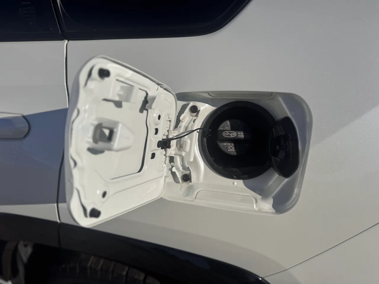 Toyota RAV4 - фото 18