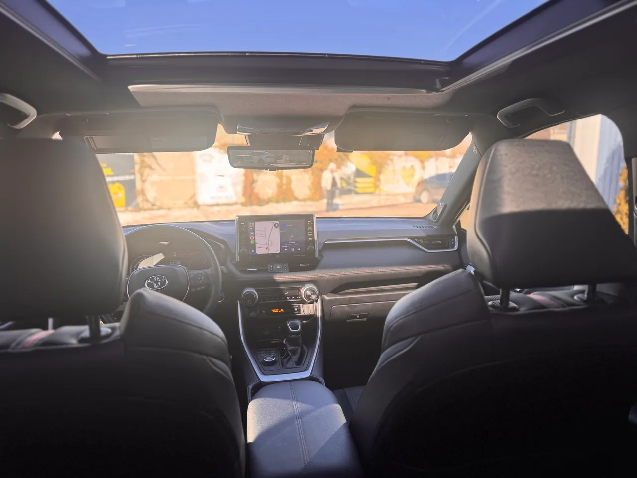 Toyota RAV4 - фото 12