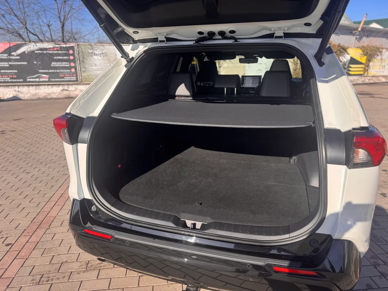 Toyota RAV4 - фото 13