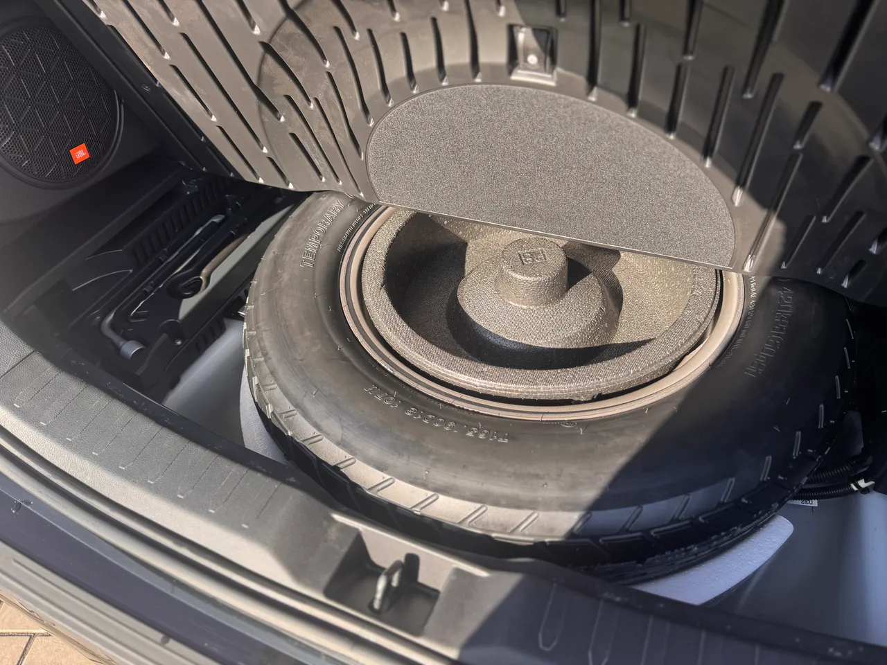 Toyota RAV4 - фото 17