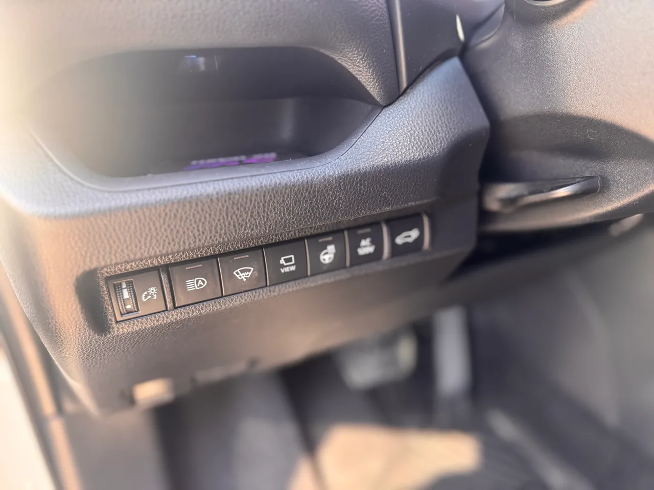 Toyota RAV4 - фото 16