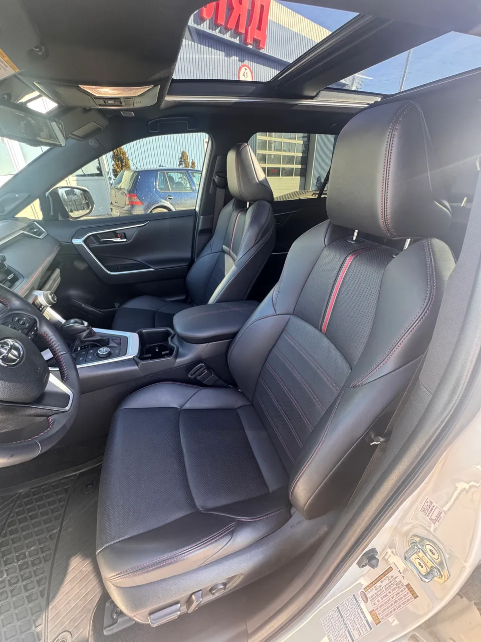 Toyota RAV4 - фото 21