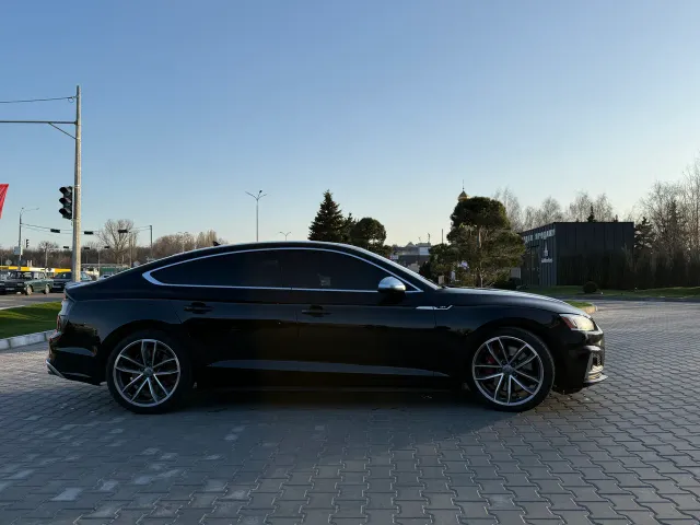 Audi S5 - фото 4