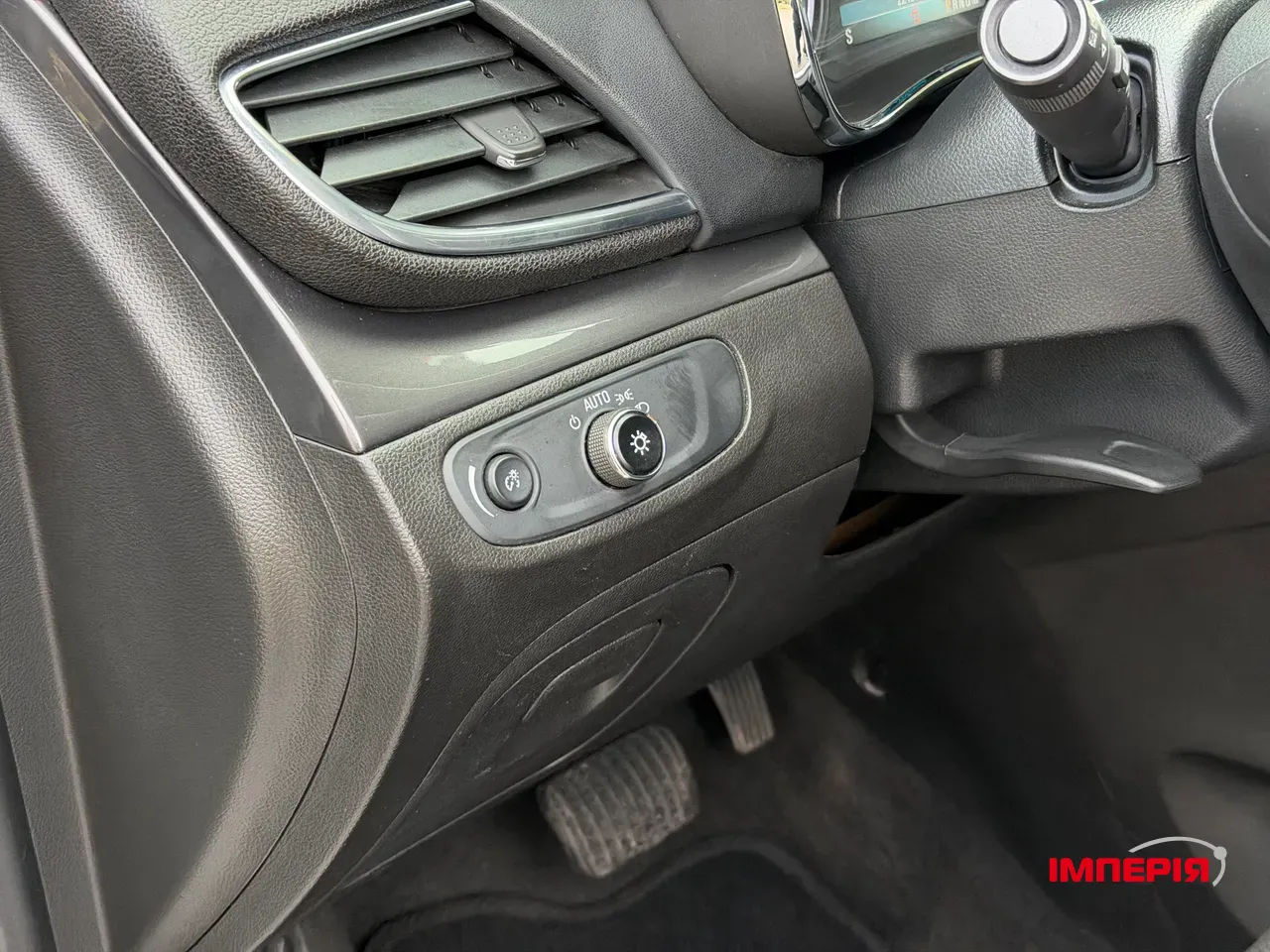 Buick Encore - фото 37