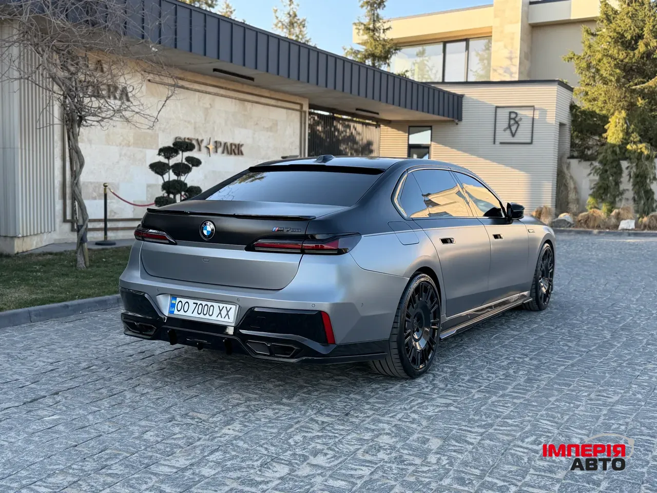 BMW 7 серії - фото 30