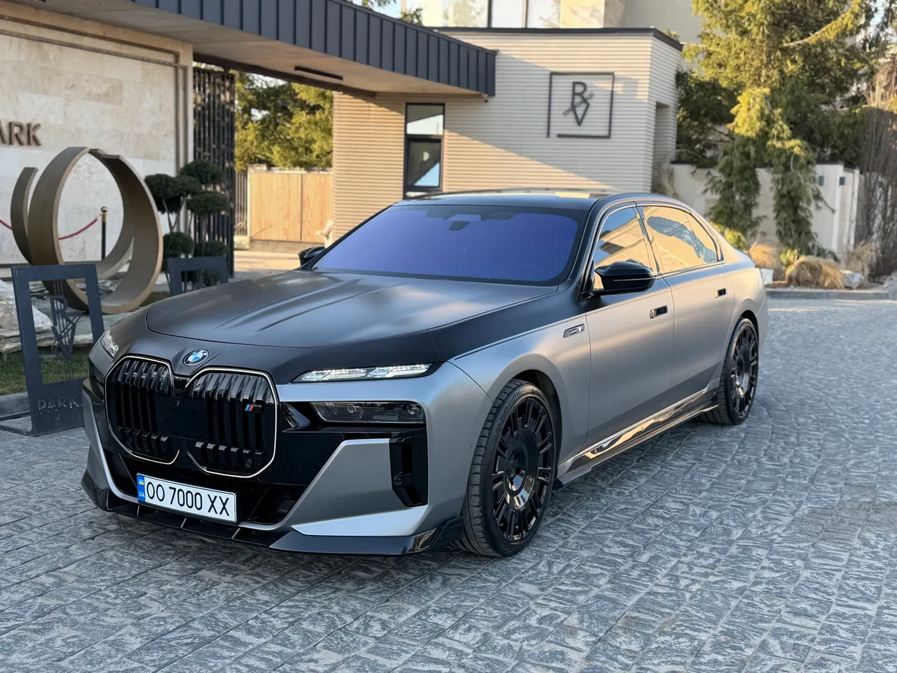 BMW 7 серії - фото 6