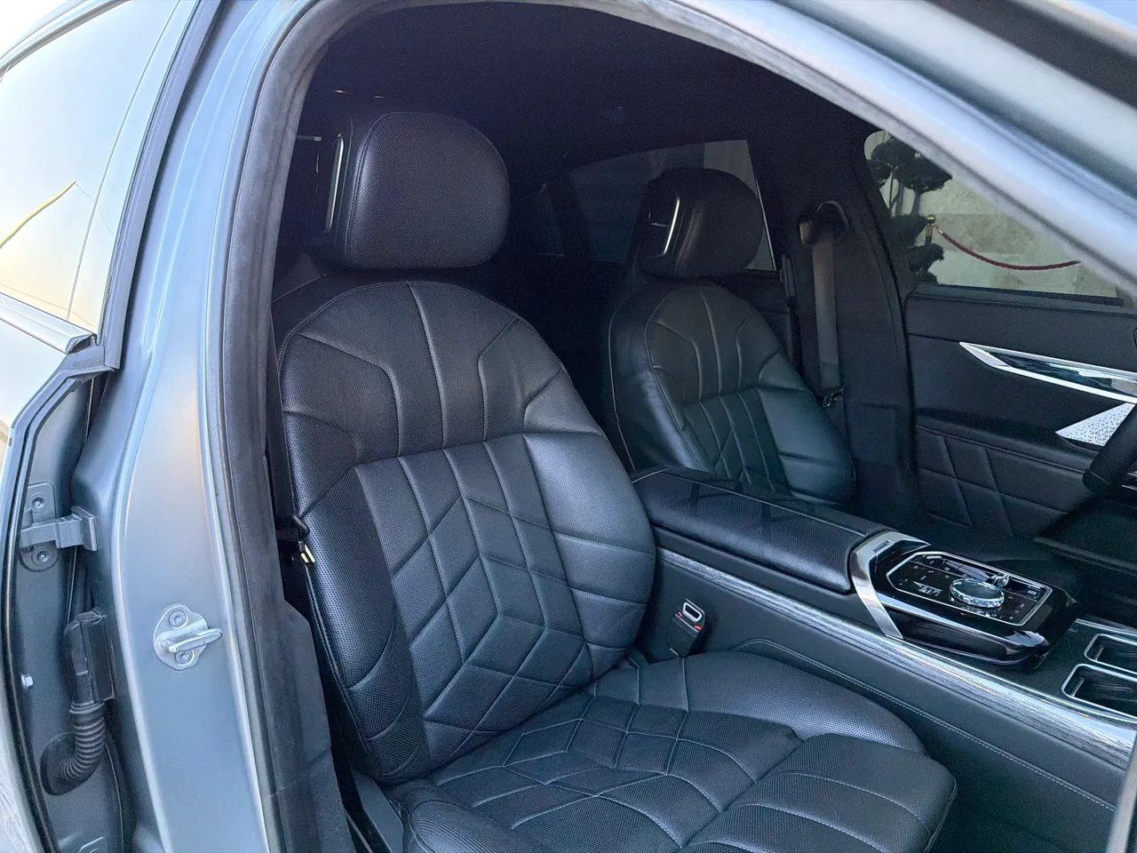 BMW 7 серії - фото 55