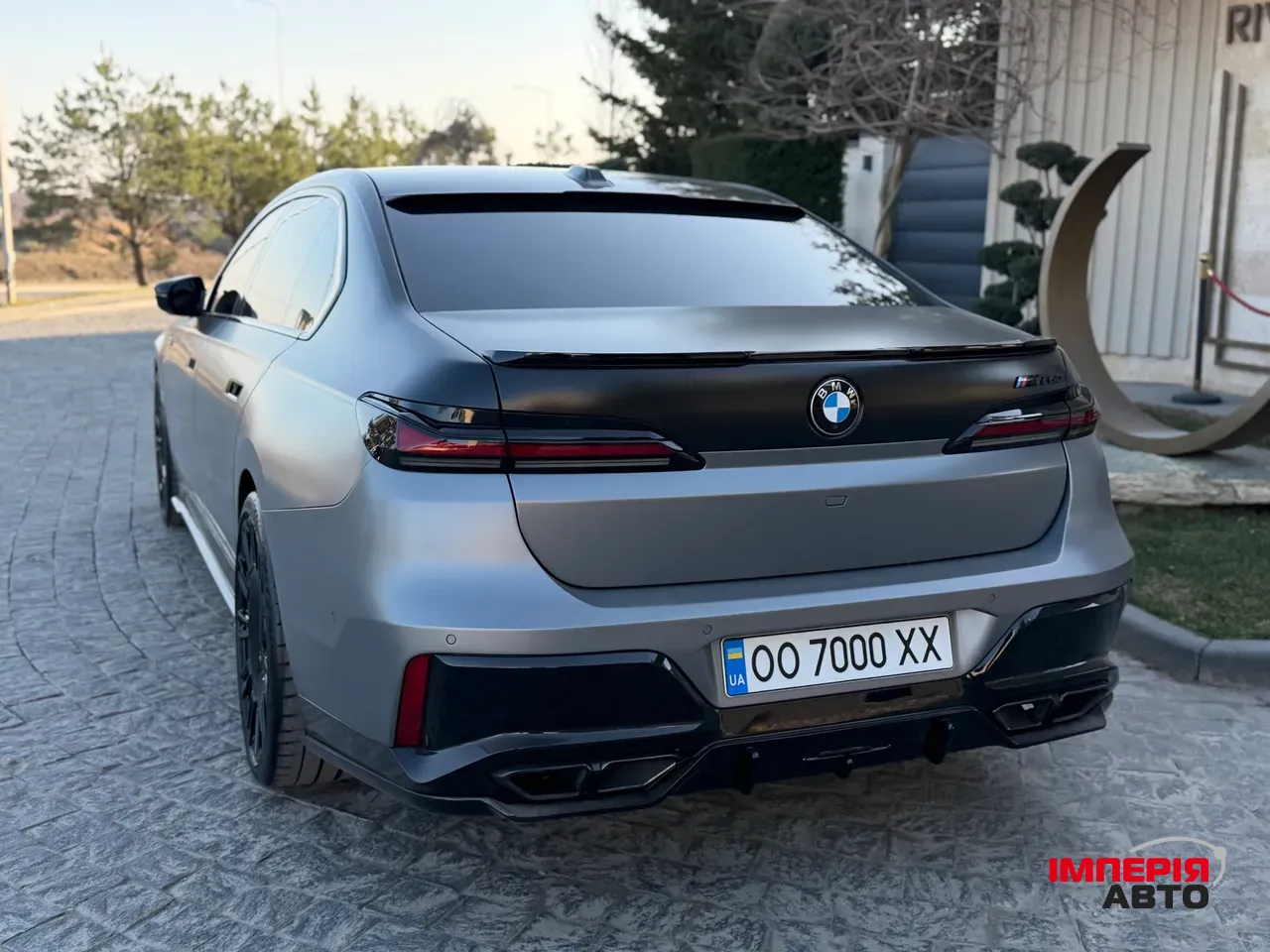 BMW 7 серії - фото 38