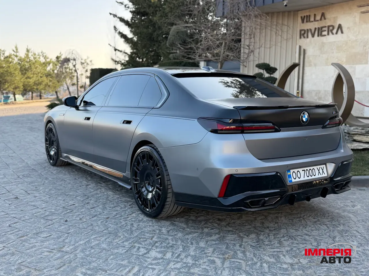 BMW 7 серії - фото 35