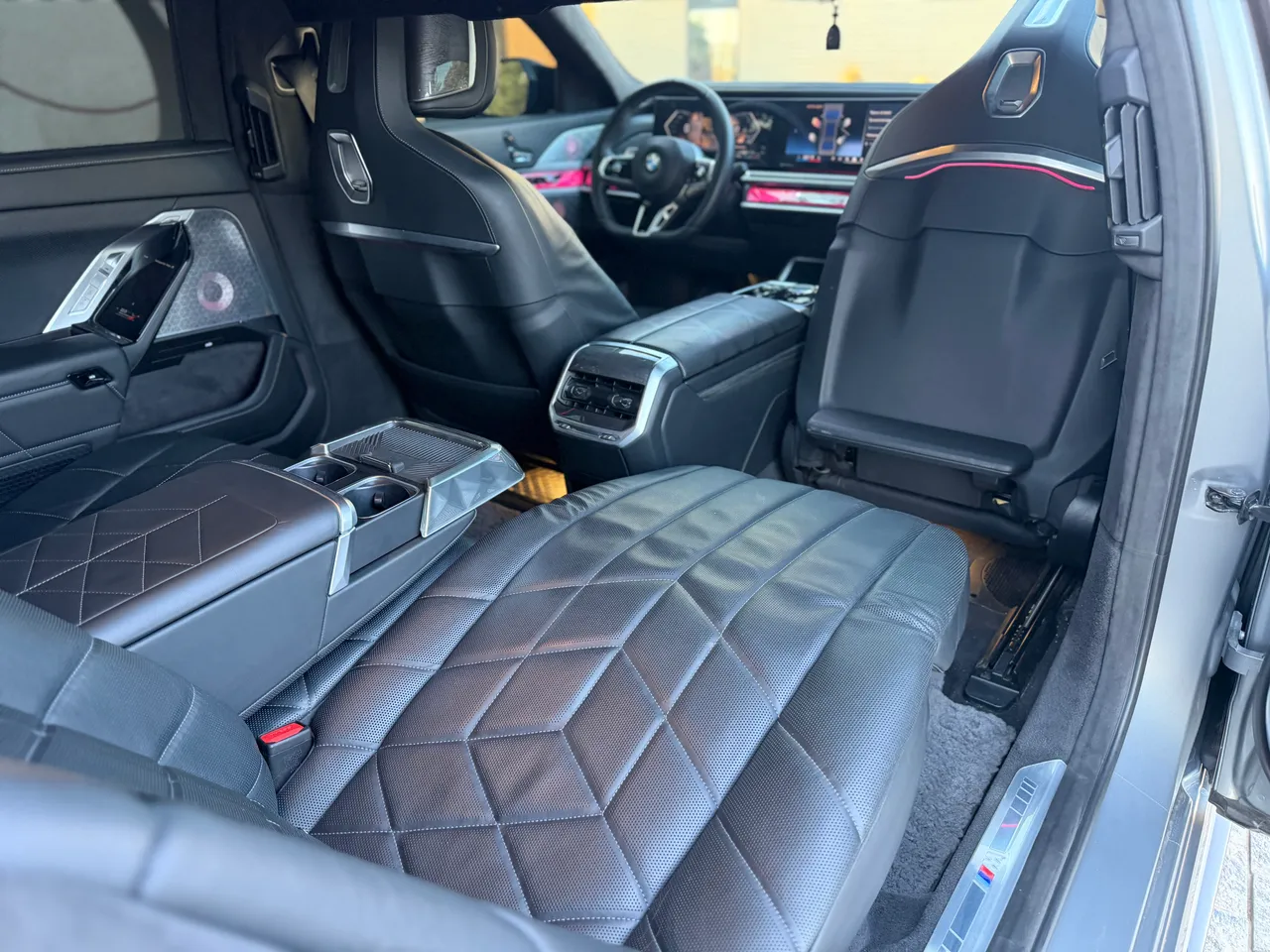 BMW 7 серії - фото 58