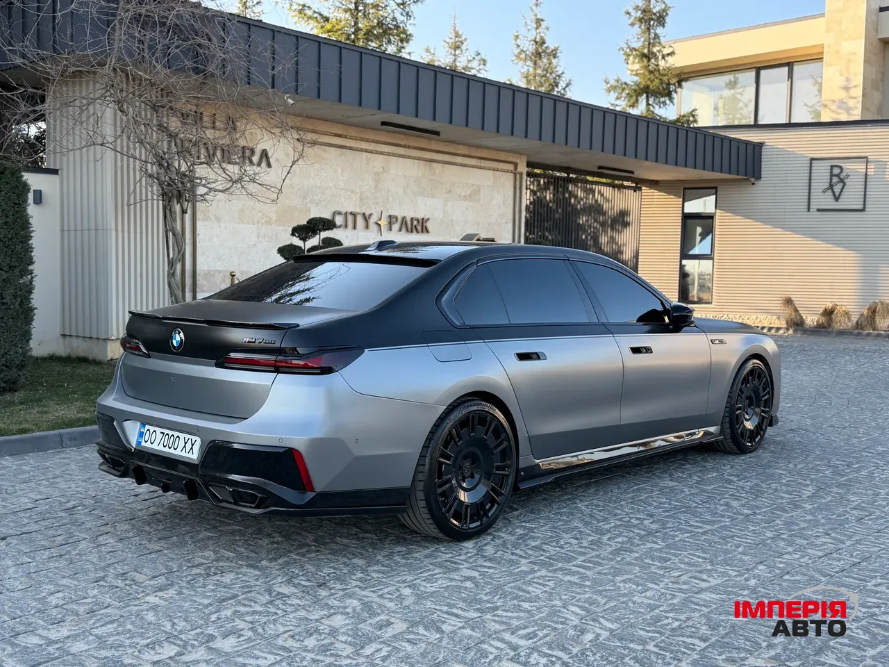 BMW 7 серії - фото 28