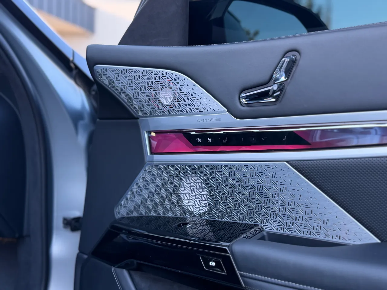 BMW 7 серії - фото 60