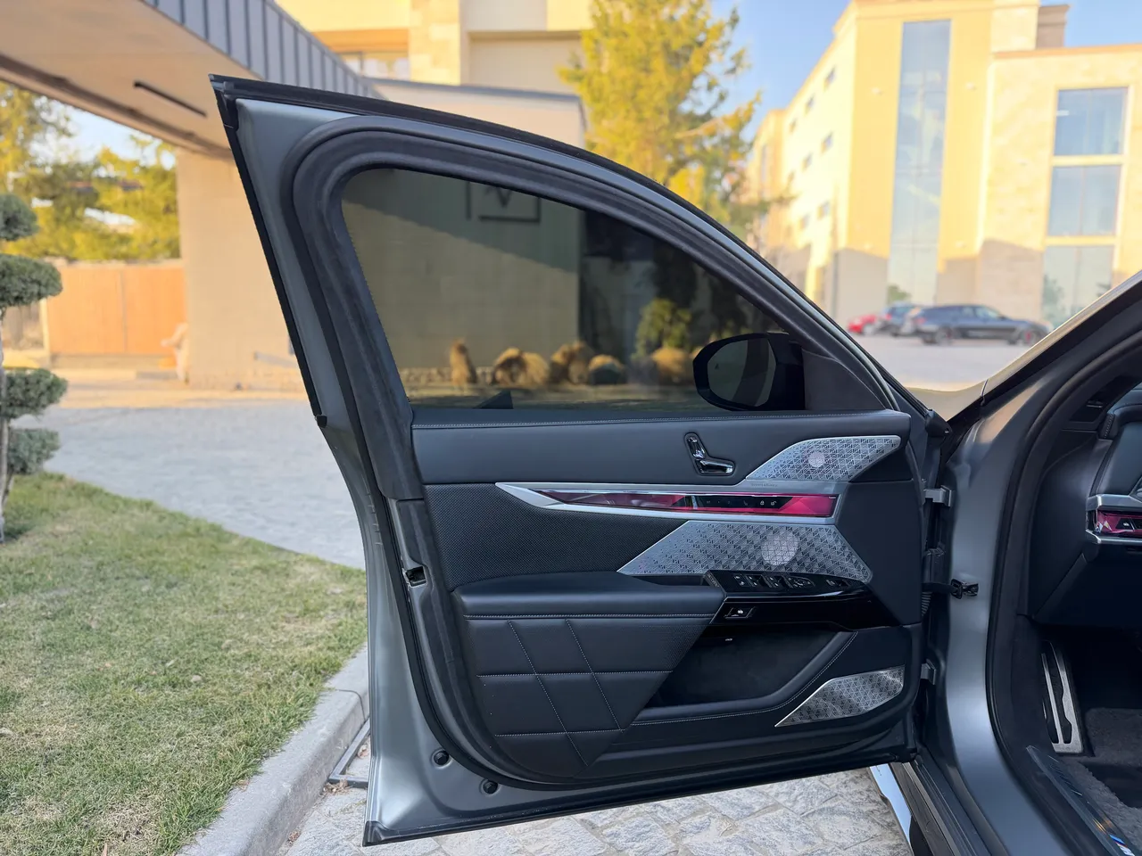 BMW 7 серії - фото 73