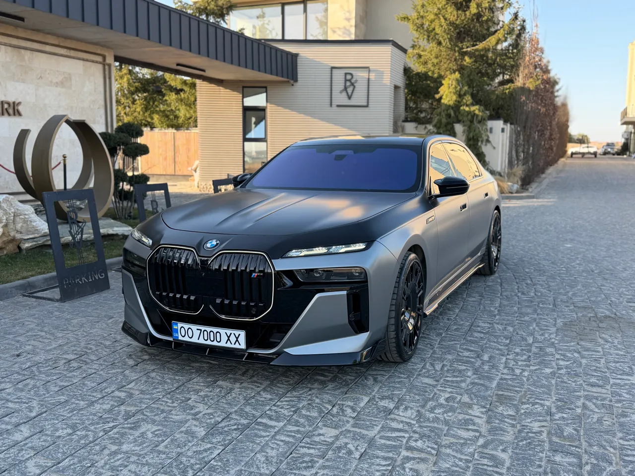 BMW 7 серії - фото 3