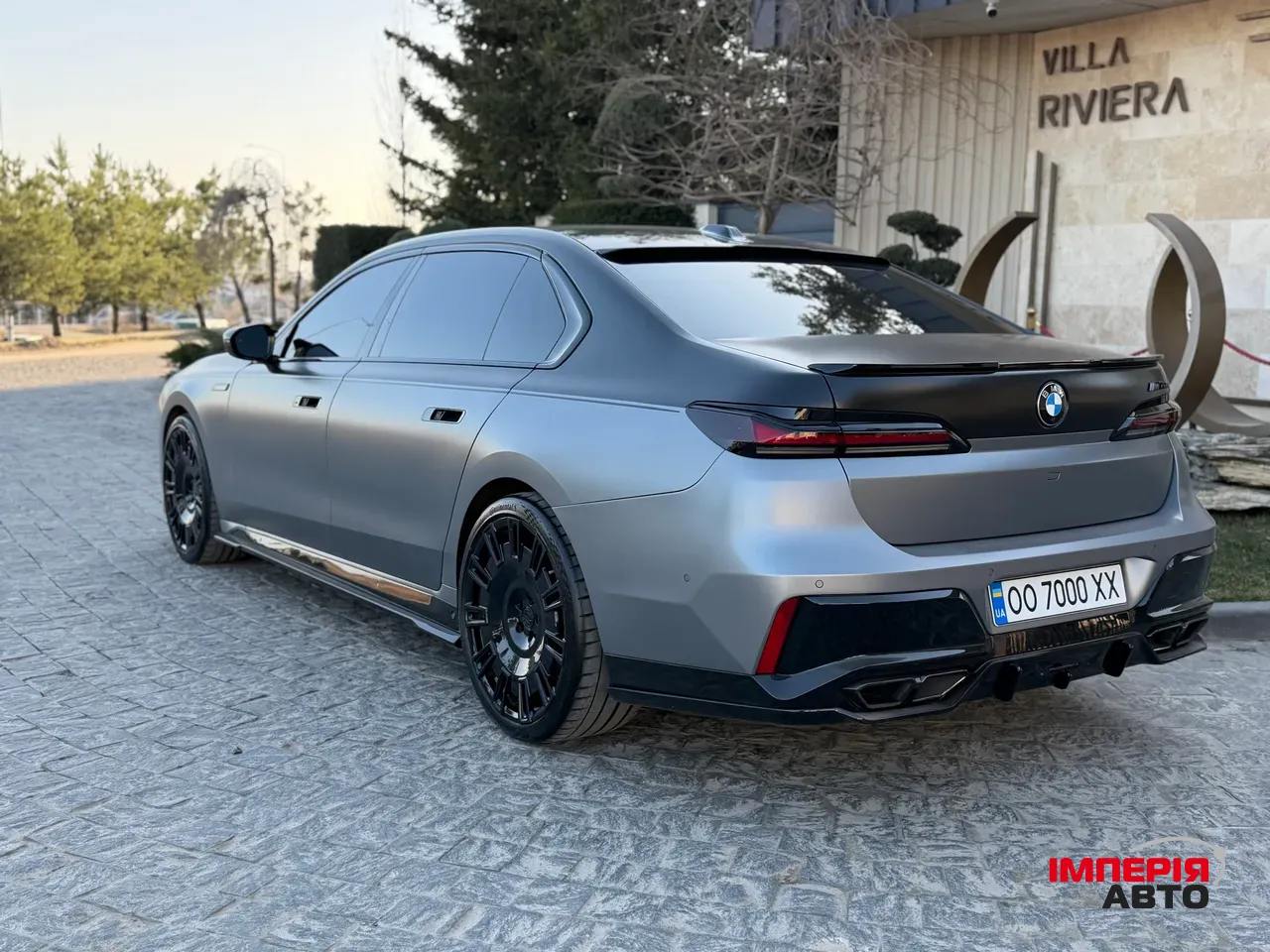 BMW 7 серії - фото 34