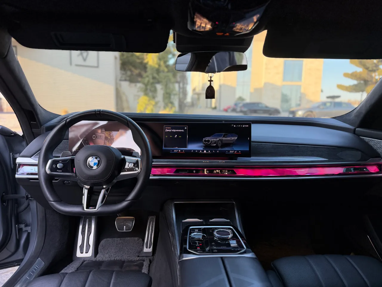 BMW 7 серії - фото 74