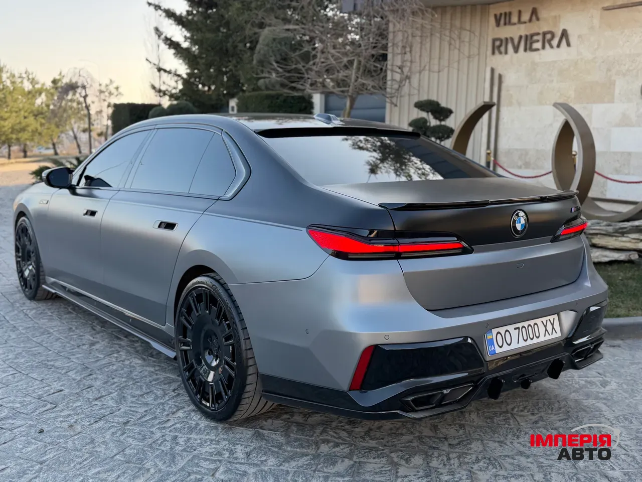 BMW 7 серії - фото 39