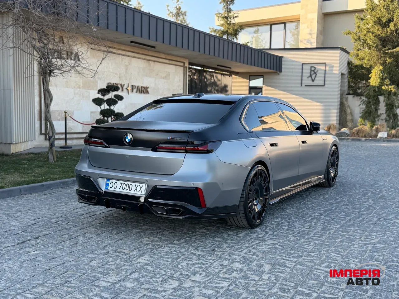 BMW 7 серії - фото 31