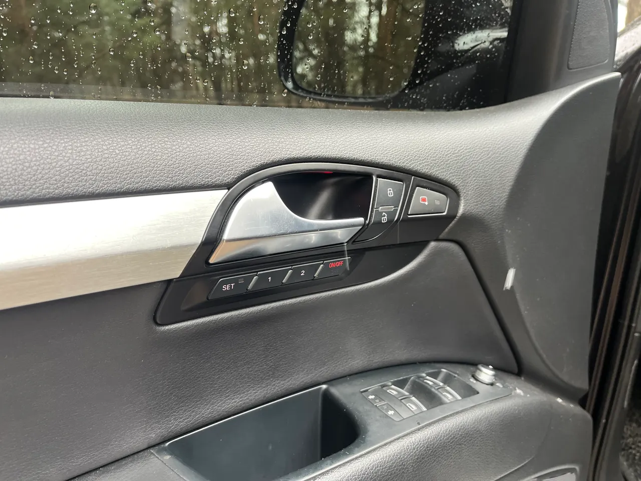 Audi Q7 - фото 20