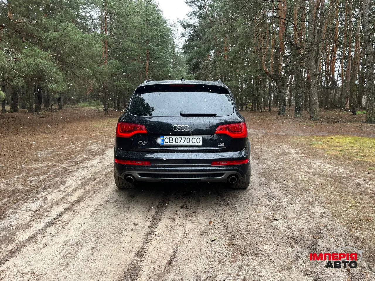 Audi Q7 - фото 6