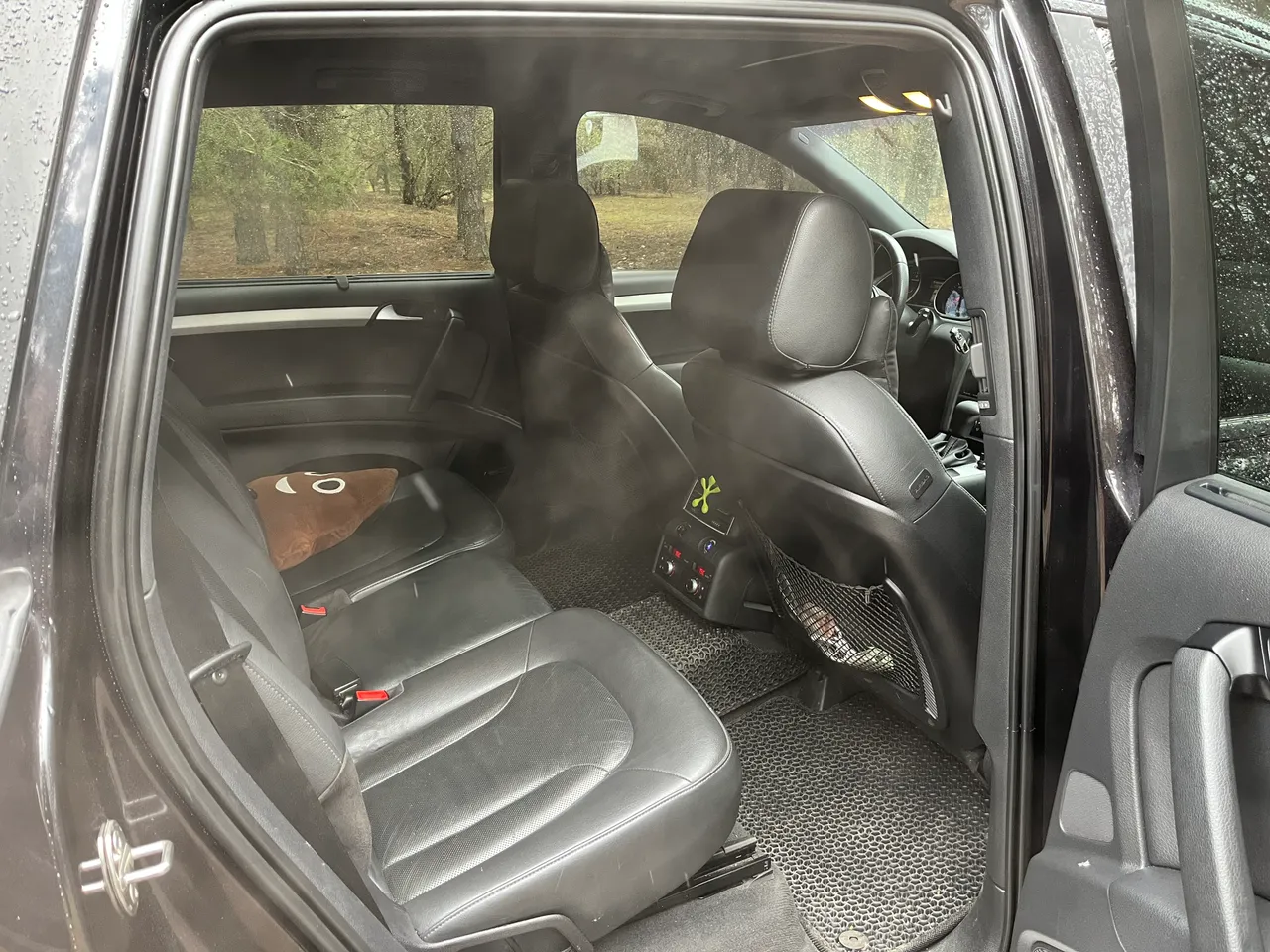 Audi Q7 - фото 10