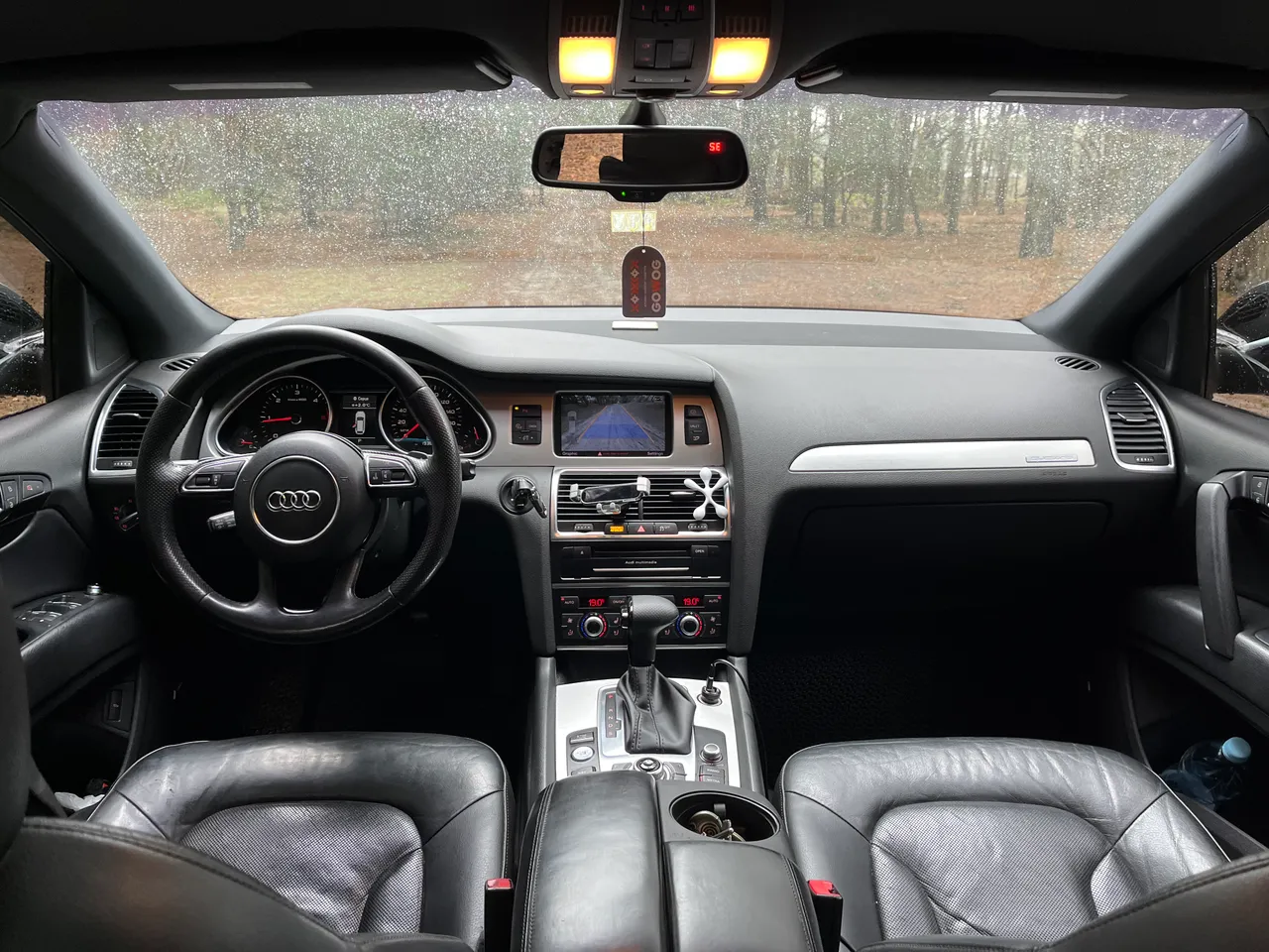 Audi Q7 - фото 17