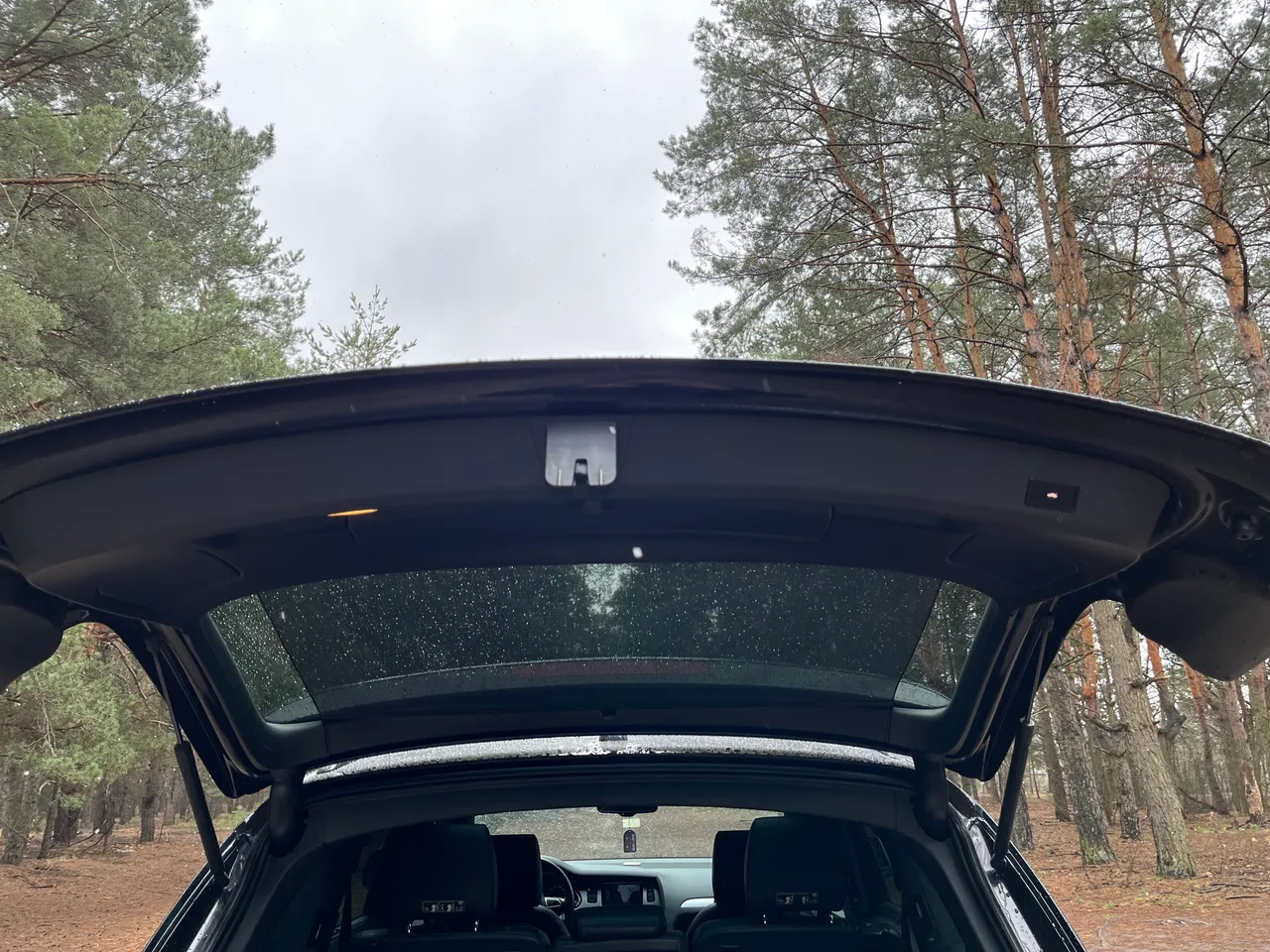 Audi Q7 - фото 11