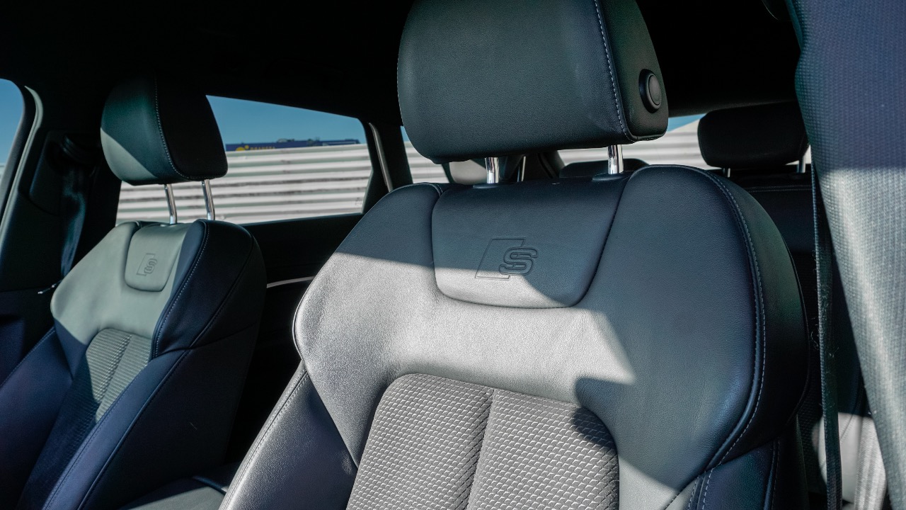 Audi e-tron - фото 17