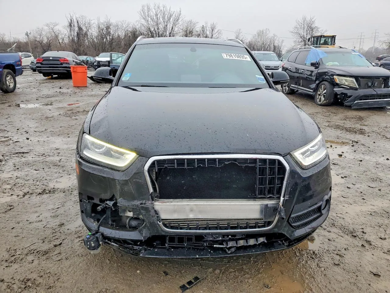 Audi Q3 - фото 2