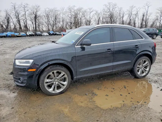 Audi Q3 - фото 1