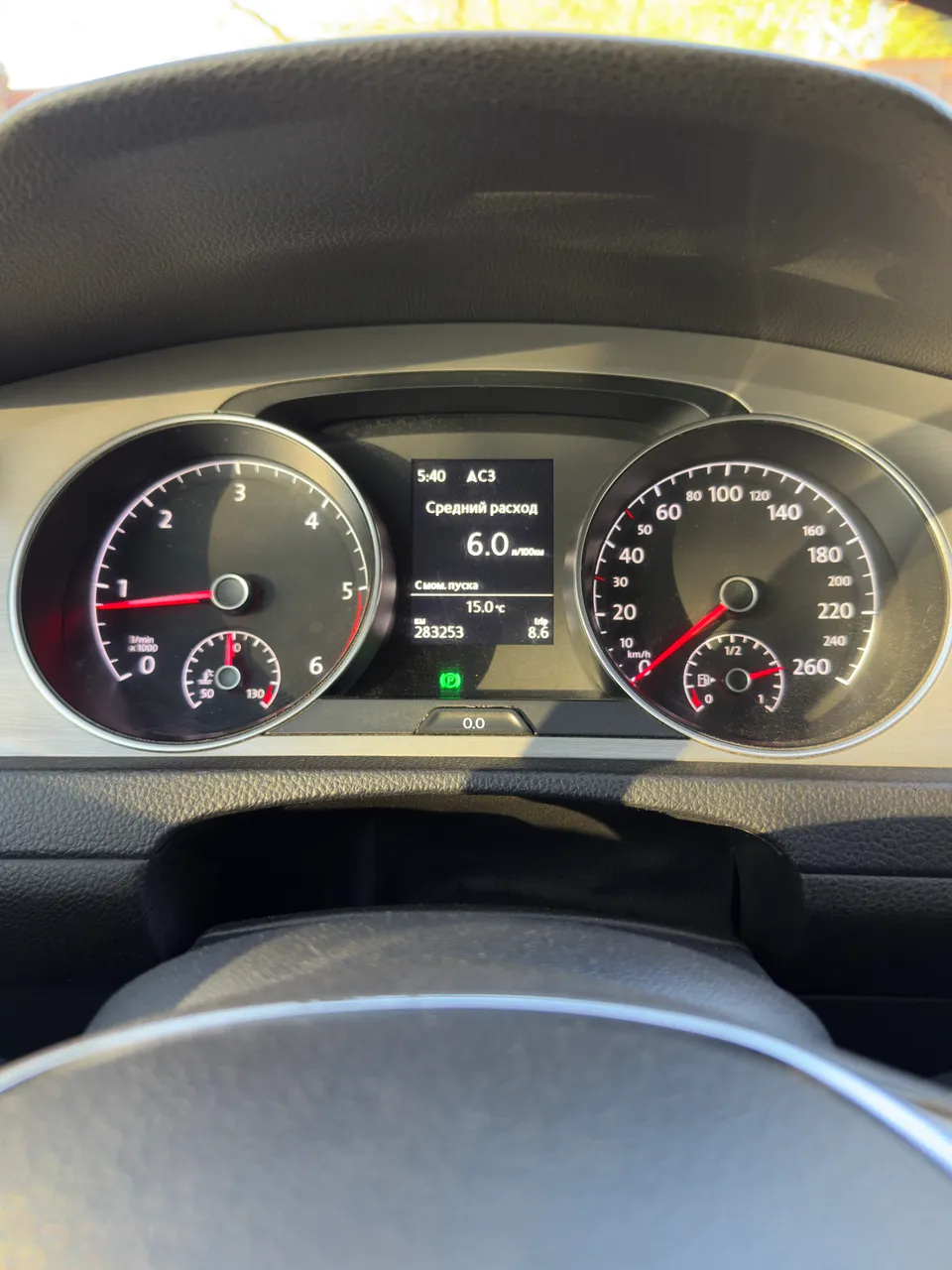 Volkswagen Golf - фото 22