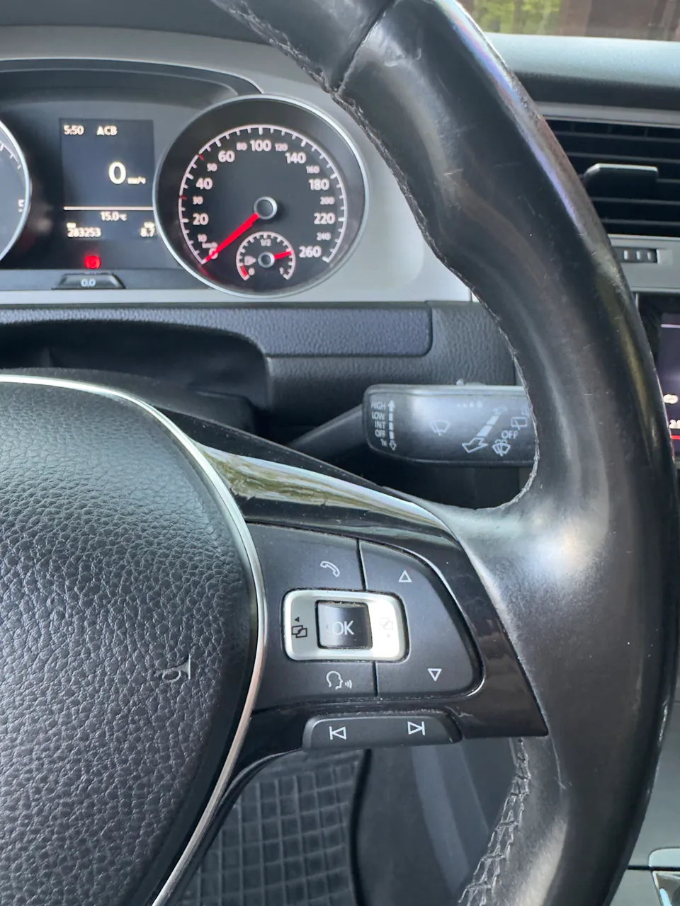 Volkswagen Golf - фото 10