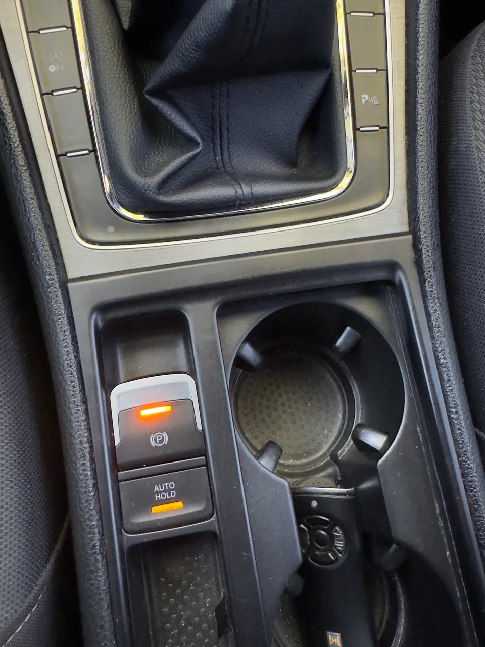 Volkswagen Golf - фото 15