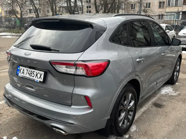 Ford Kuga - фото 4