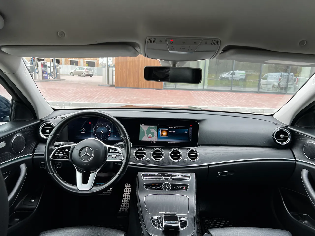 Mercedes-Benz E-Класс - фото 22