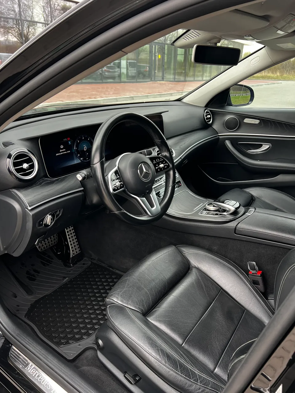 Mercedes-Benz E-Класс - фото 18