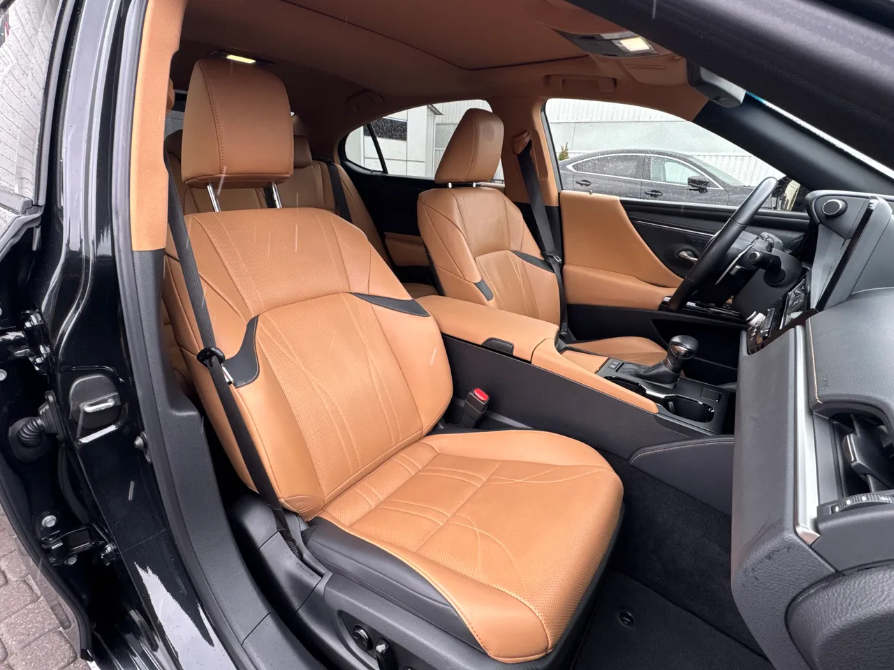 Lexus ES - фото 25