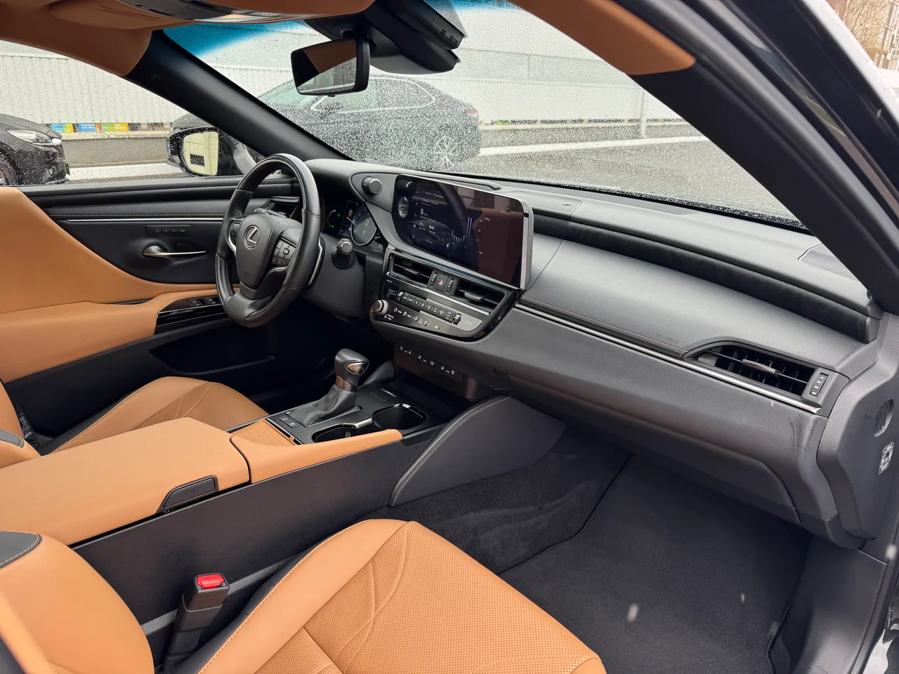 Lexus ES - фото 24