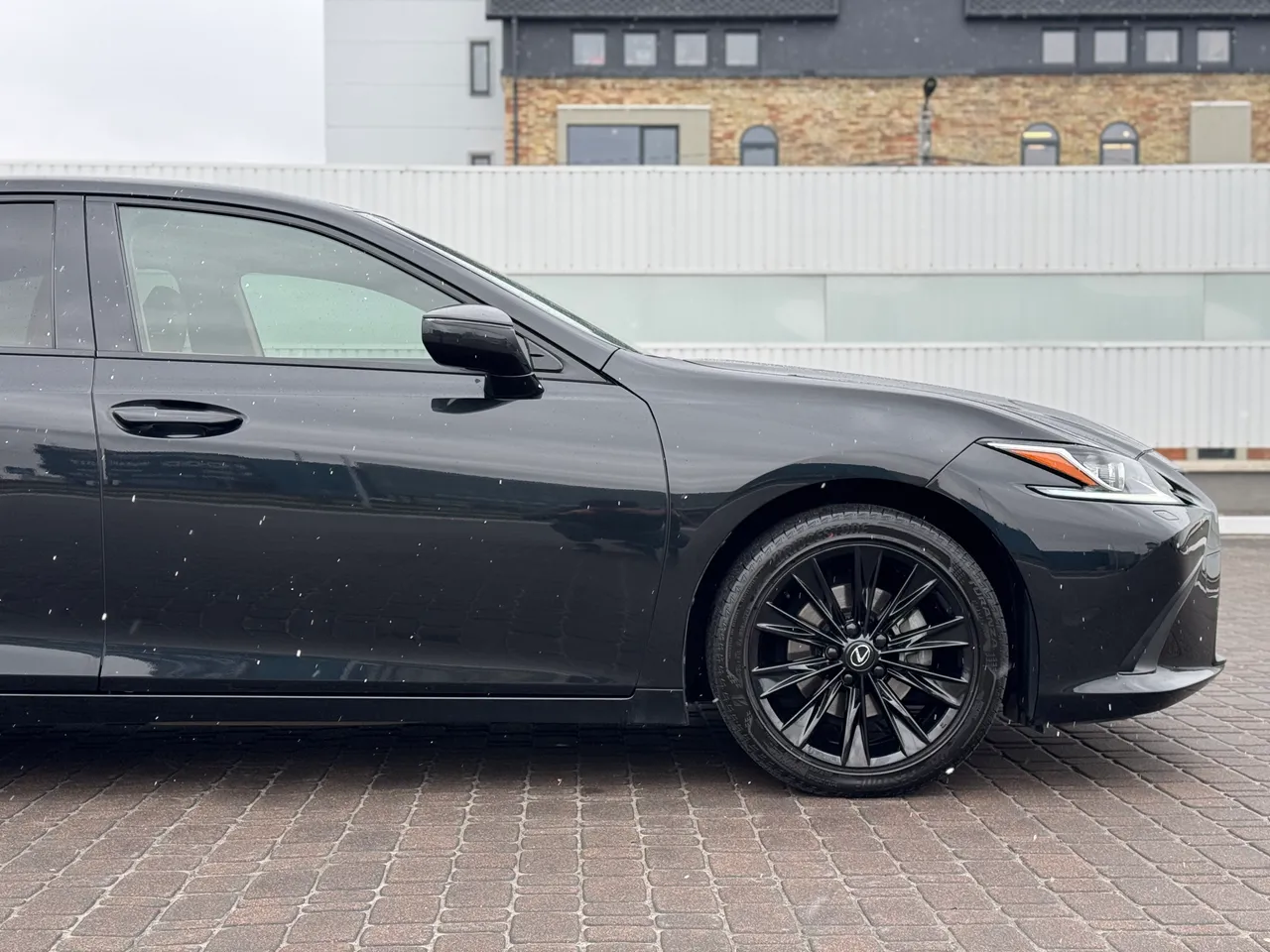 Lexus ES - фото 6