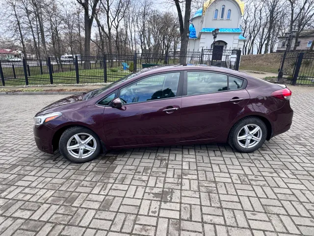 Kia Forte - фото 5