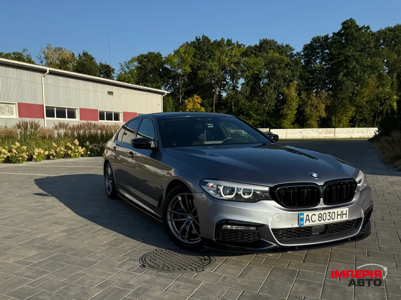 BMW 5 серії - фото 1