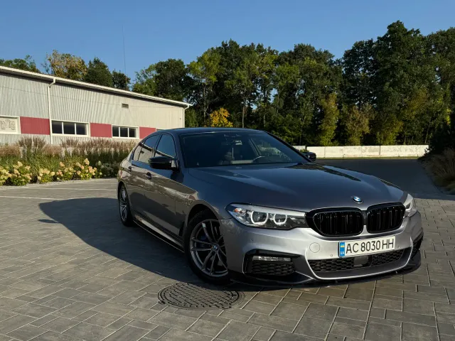 BMW 5 серії - фото 1