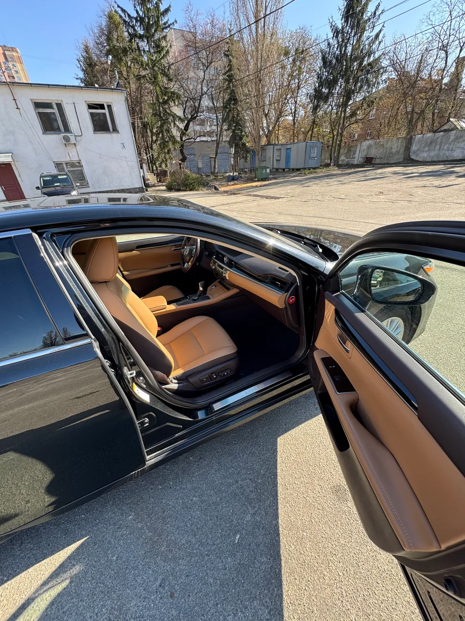 Lexus ES - фото 2