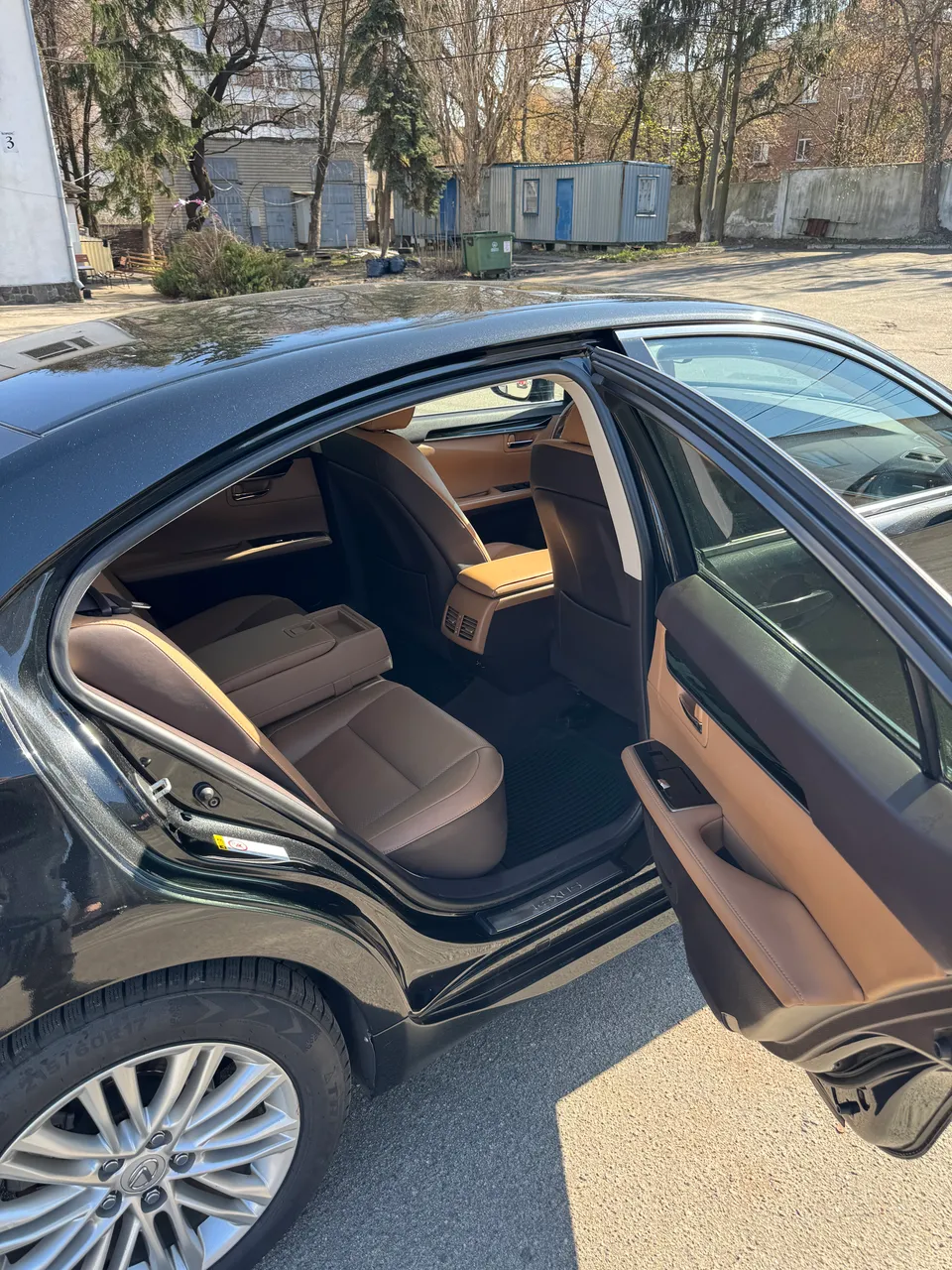 Lexus ES - фото 6